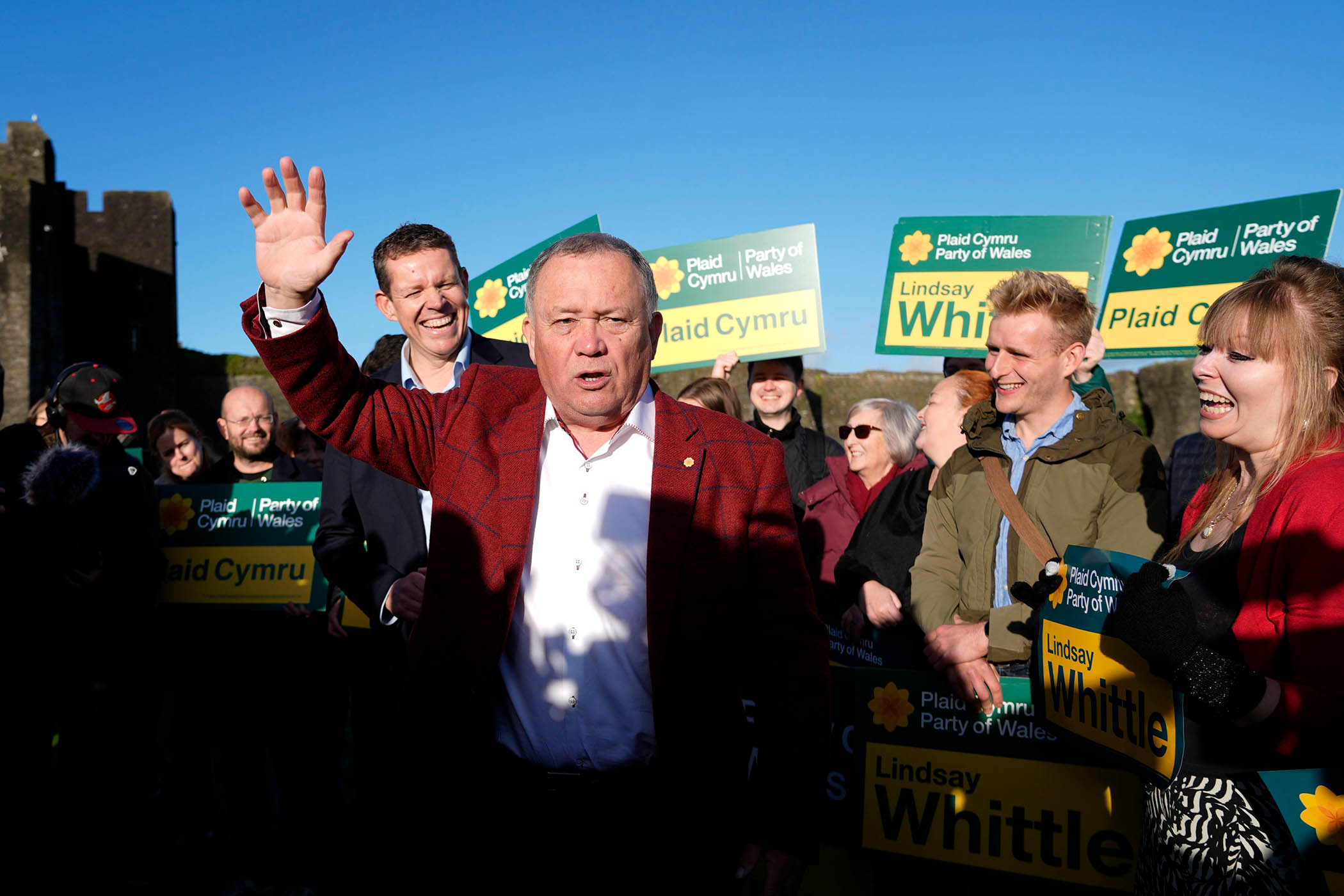 Plaid Cymru topples Labour in historic byelection