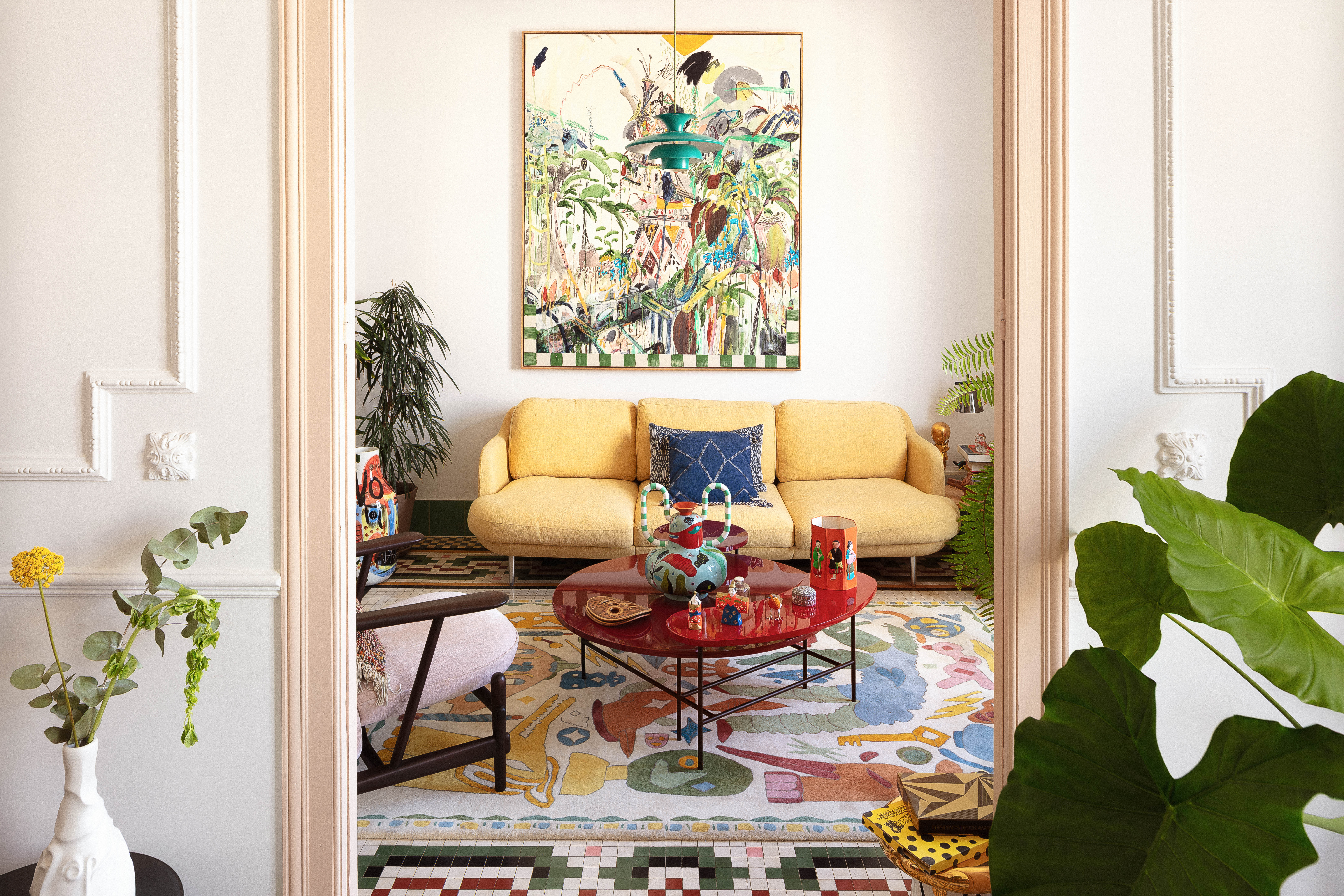 A Valencia apartment is a cabinet of curiosities