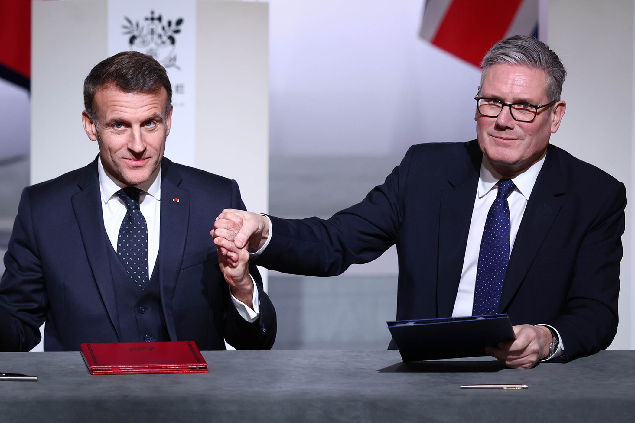 Starmer walks diplomatic tightrope in response to Trump Greenland threats