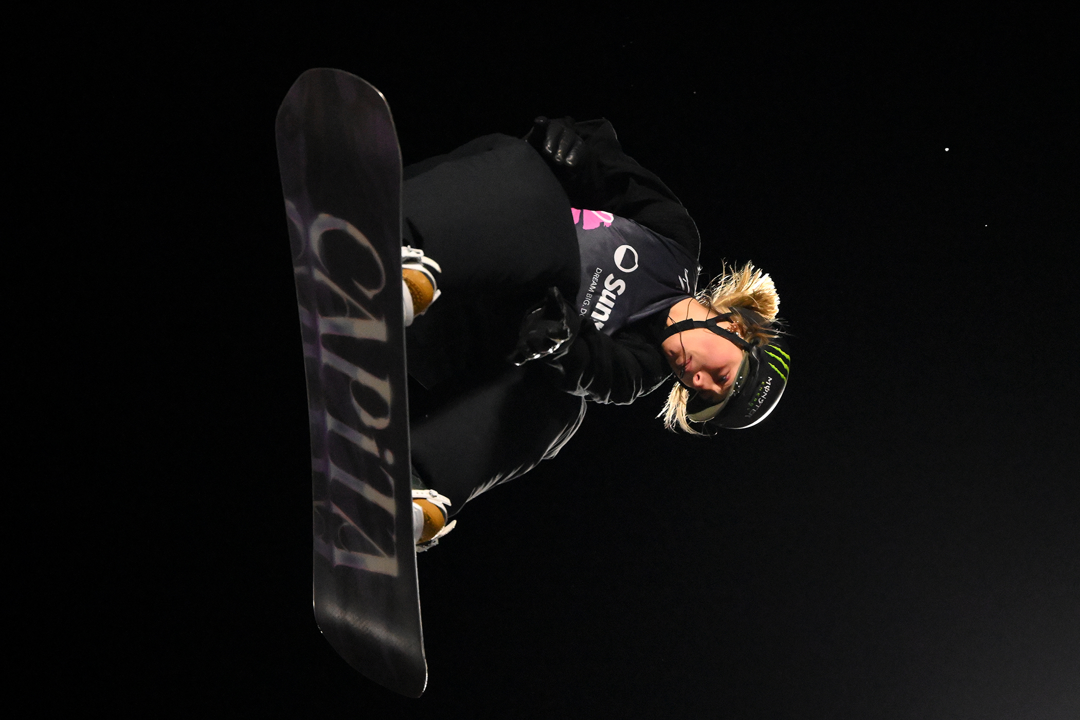 Underdogs on snow, Team GB raises stakes