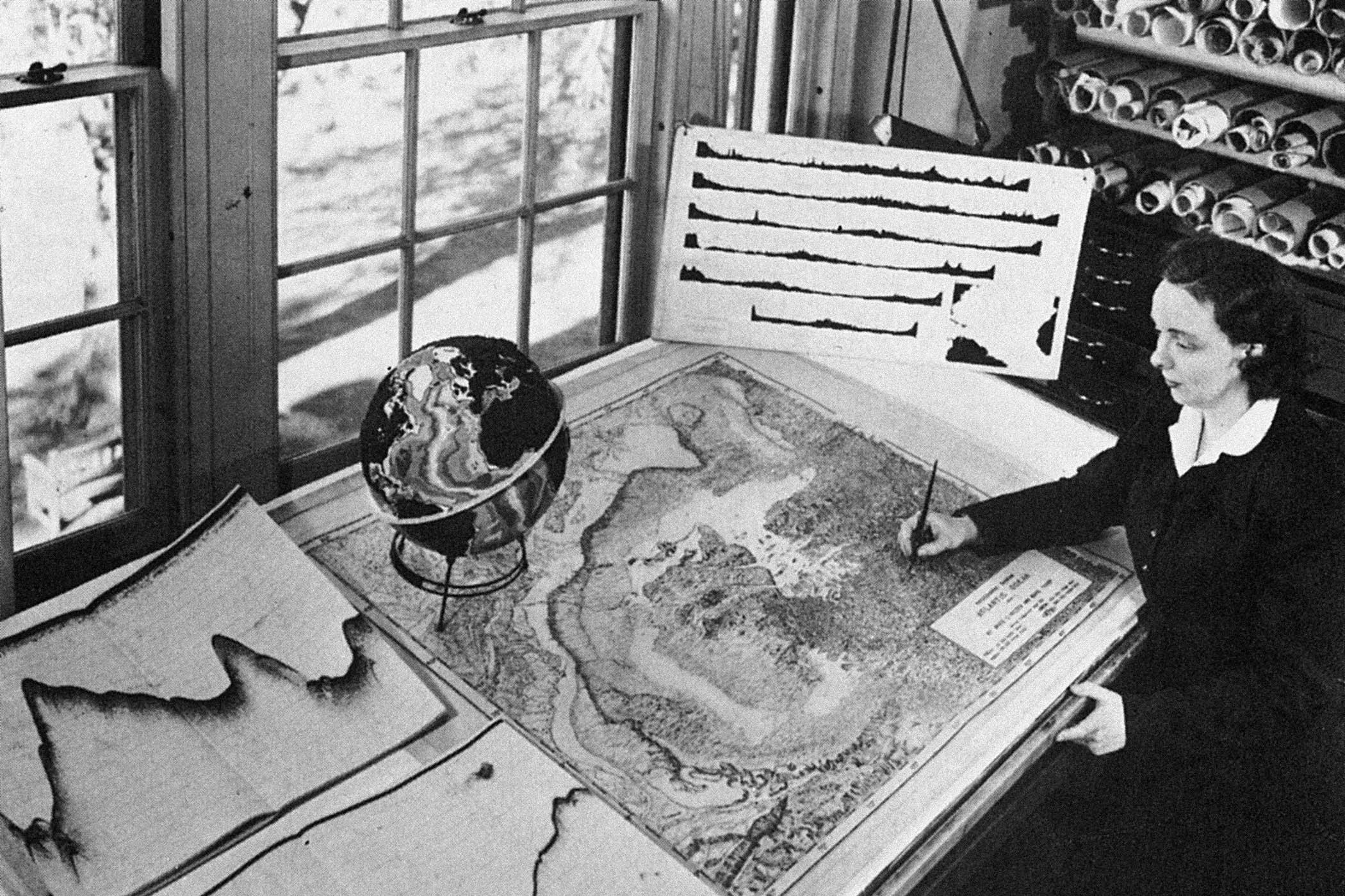 The woman who mapped the Atlantic from her living room