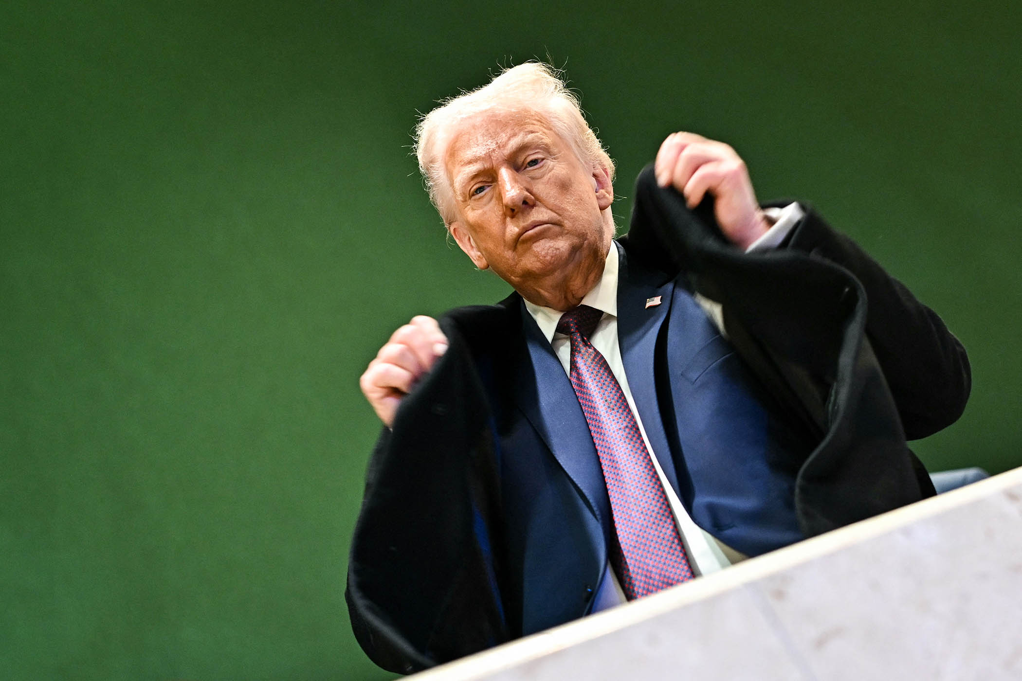 ‘Realtor president’ Trump strong on the sell but hazy on details
